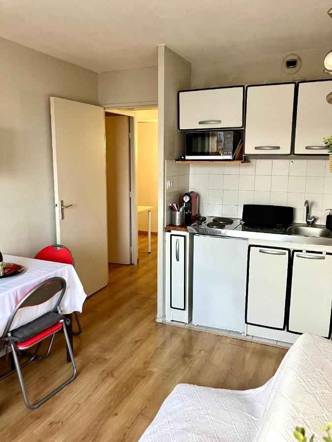 Appartement 2 Pieces En Etage Eleve, Centre-Ville Au Calme, Petite Vue Mer Nicea Zewnętrze zdjęcie